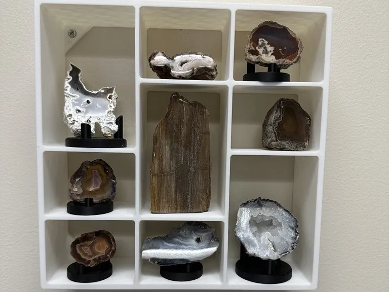 Knick-Knack Wall Display Shelf