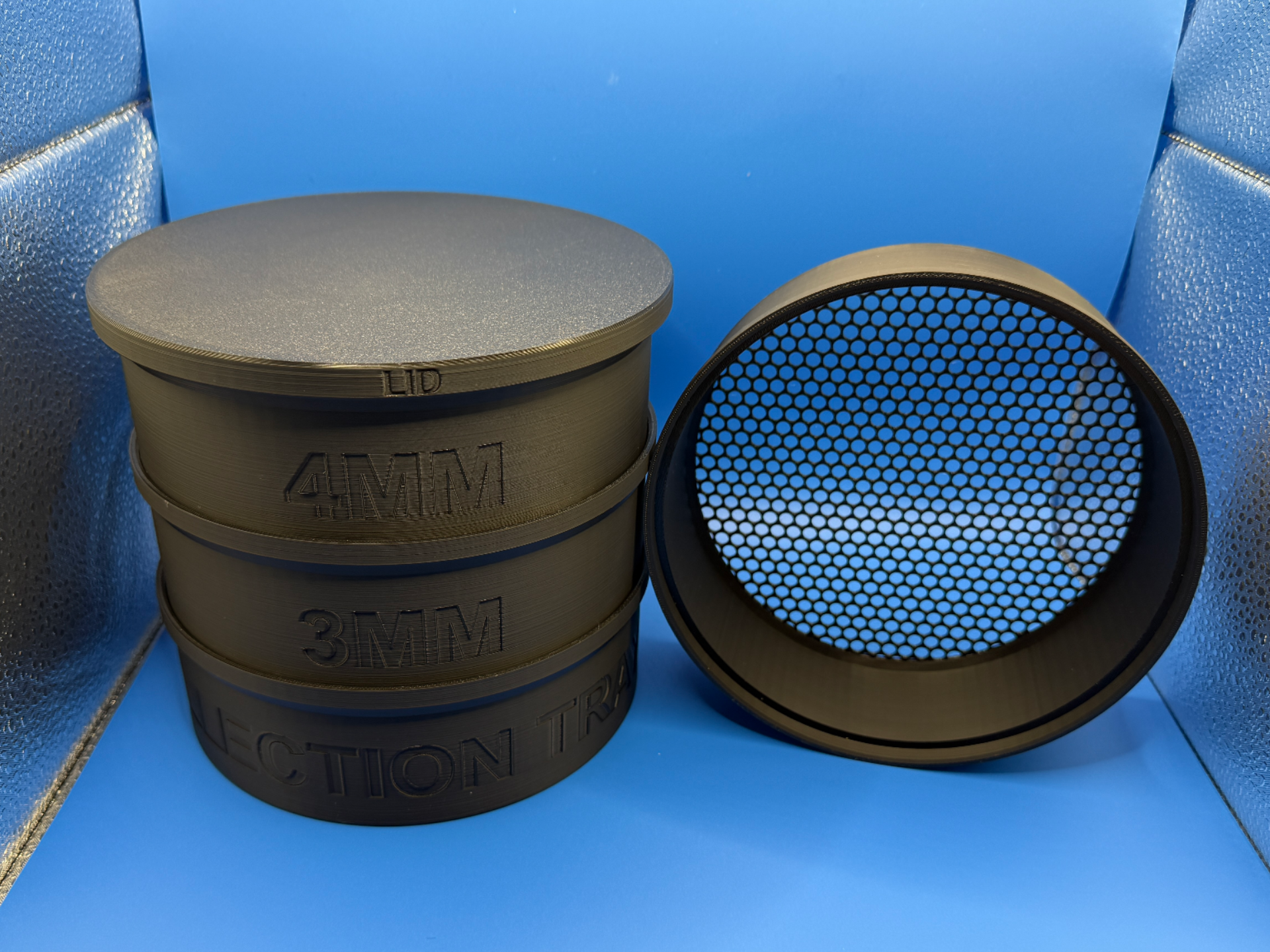 Sifter Pan Set 3mm, 4mm, 5mm  Hole Sizes