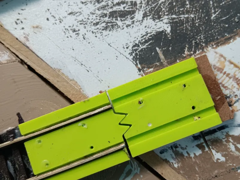 HO Scale Code 100 Track aligner