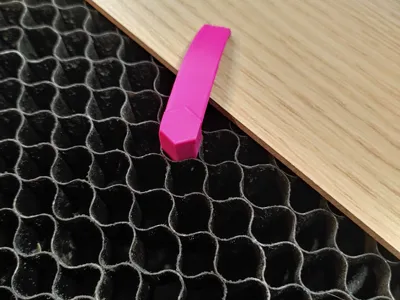 Thunder Laser Pin