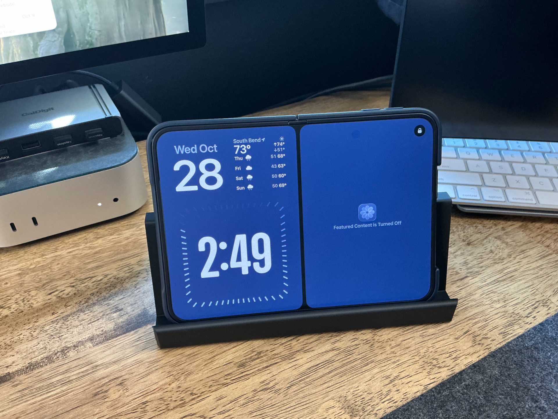 Iphone Duo Stand - 1