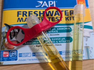 API Master Test Kit Test Tube Cap Remover