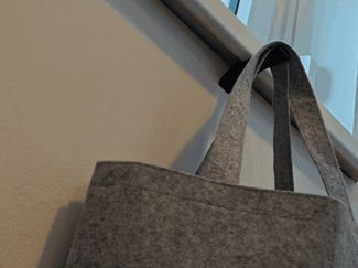 Gravity Hanger - No-Drill Hanging Solution
