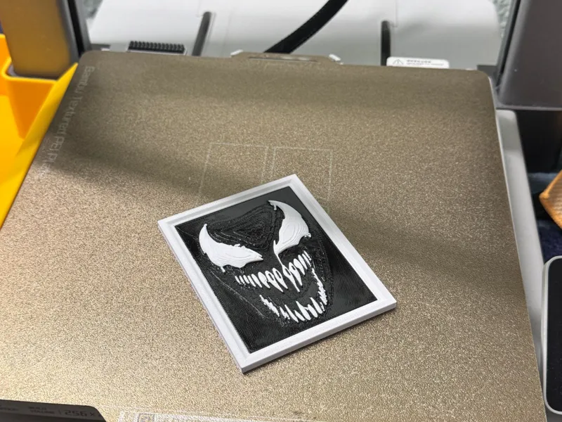 Venom en Relieve