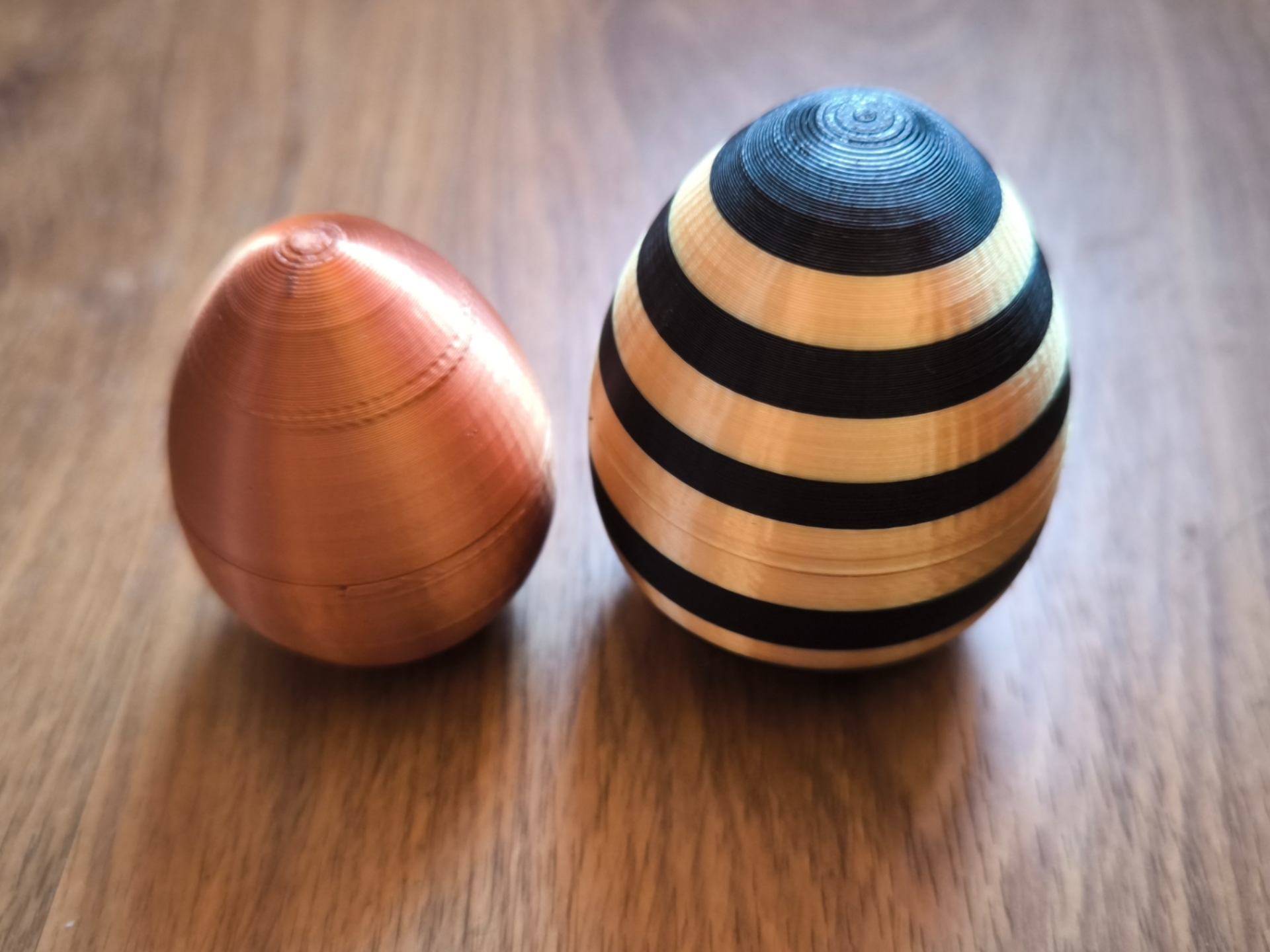 Miniatura 1 do modelo 3D Locking Easter Egg Container