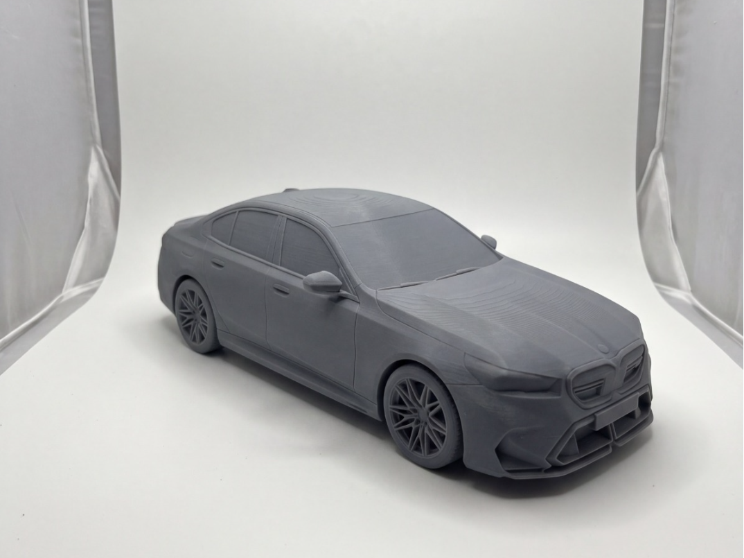 BMW M5 G90 2025