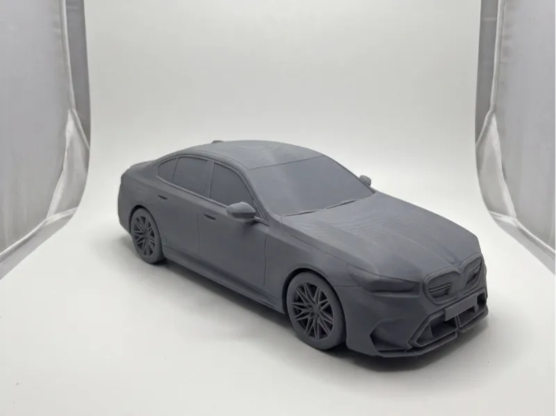 BMW M5 G90 2025