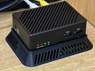 R5s散热底座