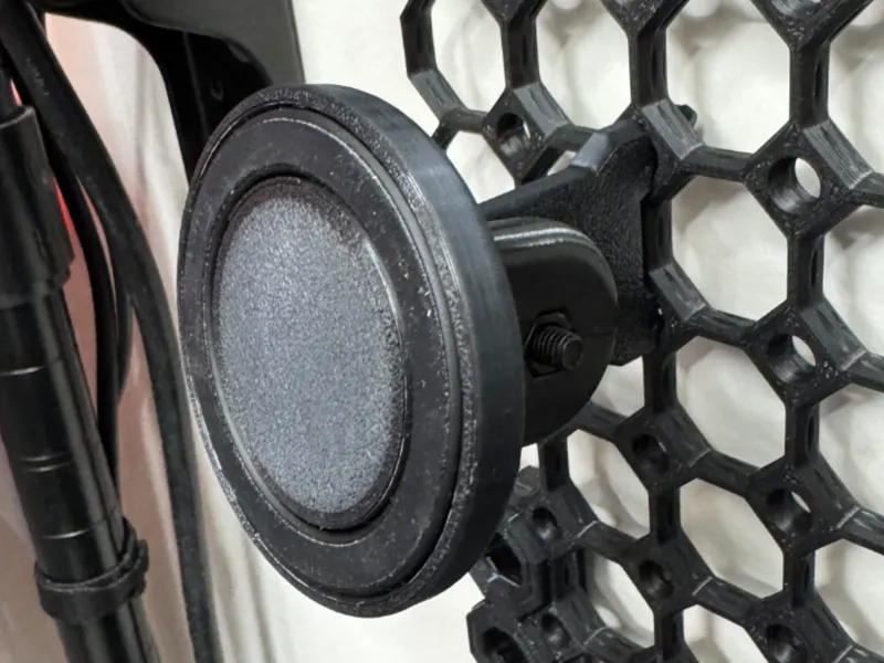 Magsafe Tilt Mount for Multiboard