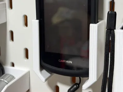 Skadis Garmin 1040 Holder w Silicone Case