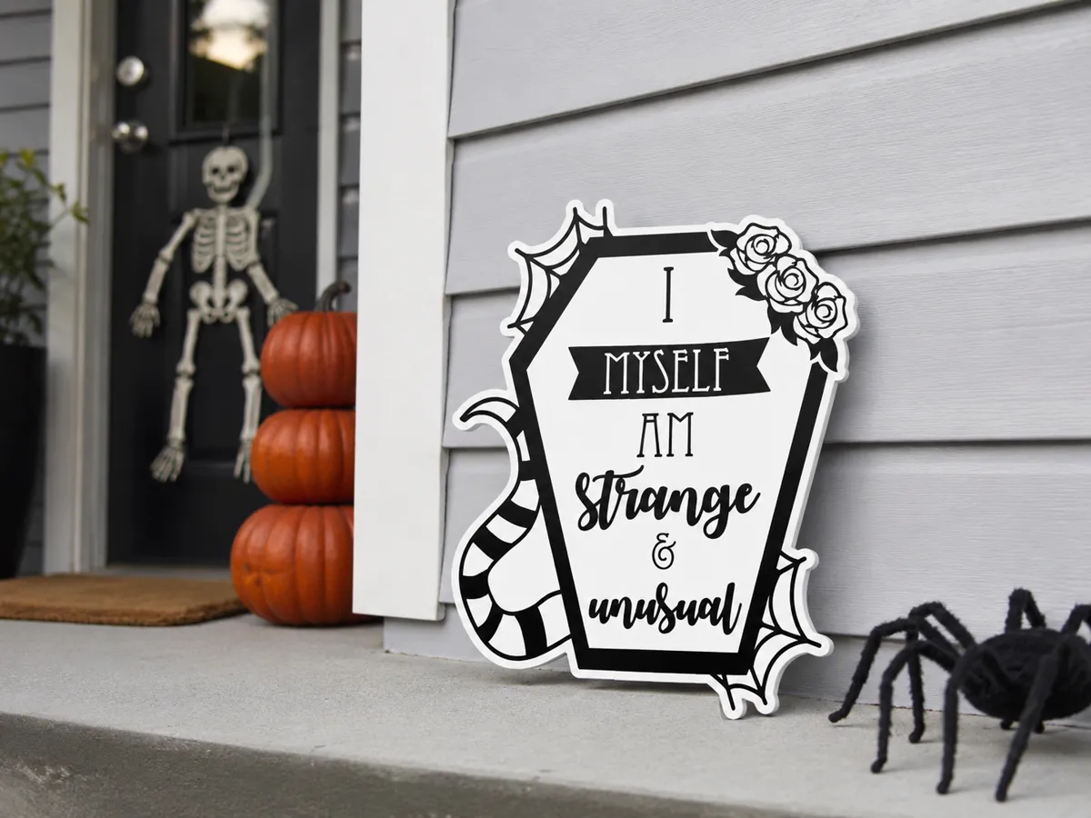 Sign Modle Image Beetlejuice Sign - I myself am strange and unusual - Free 3D Print ...