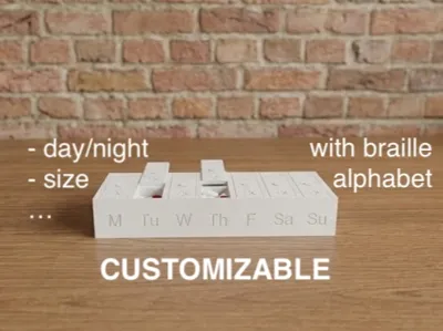 Customizable Weekly Pill Box