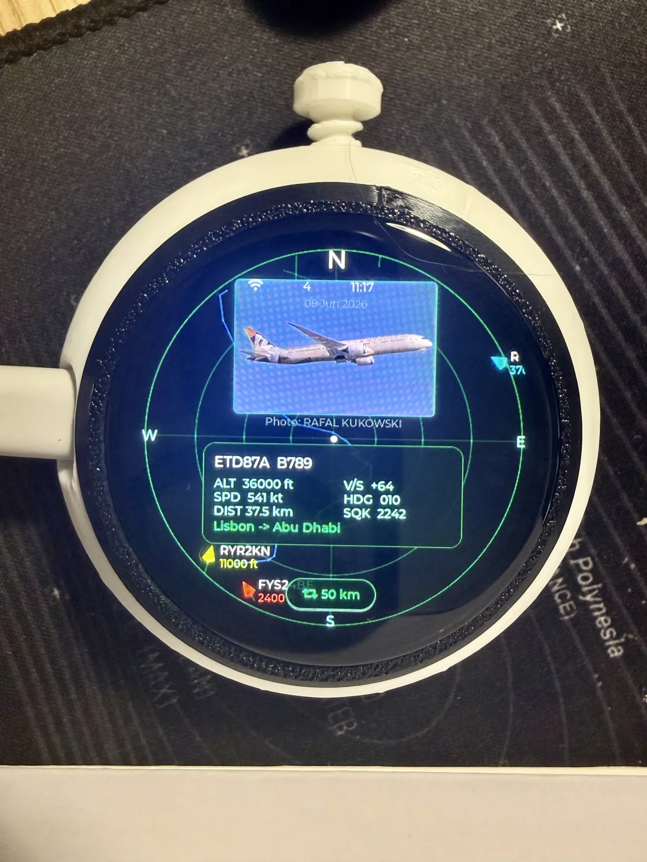 Capsule Radar — Live Flight Radar Desk Gadget view 4
