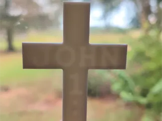 Simple Cross John 1:5 (The Light Within the Cross)