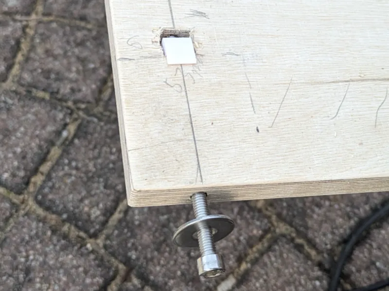 M6 Nut Holder for <= 15mm Board (Side Mount)