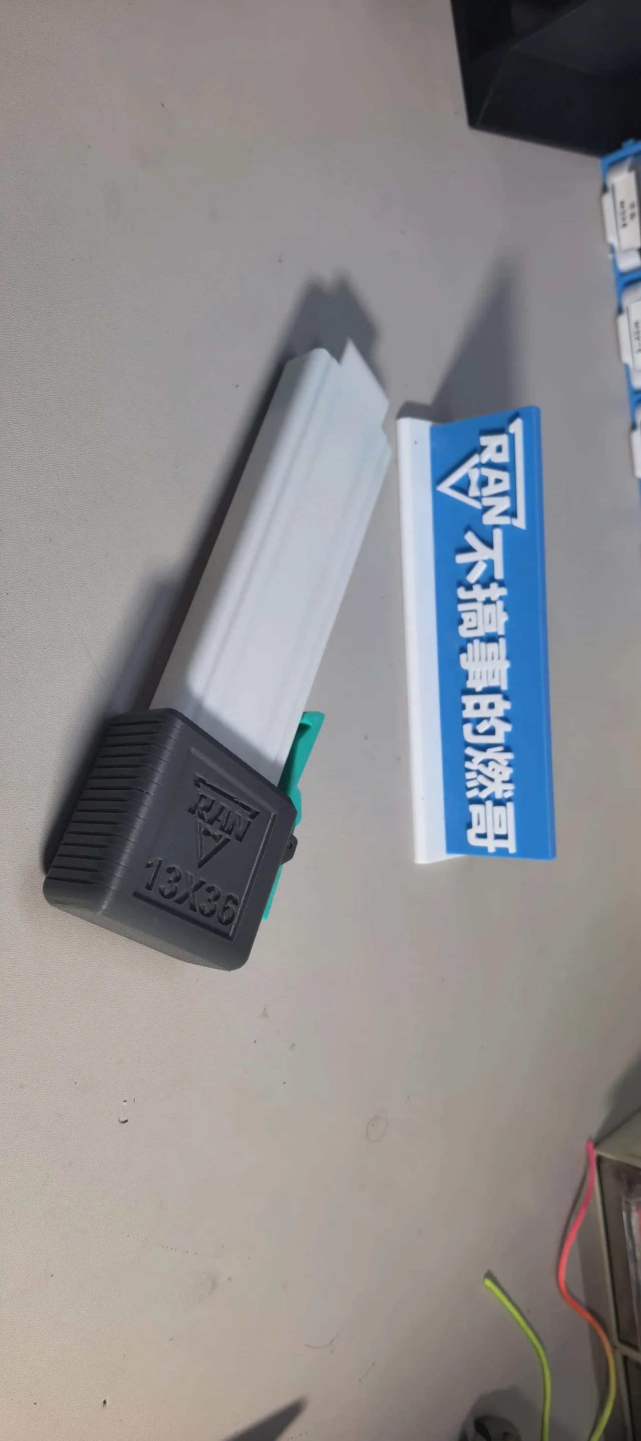 拉线文具盒，本体模型找小黄鱼客服 view 2