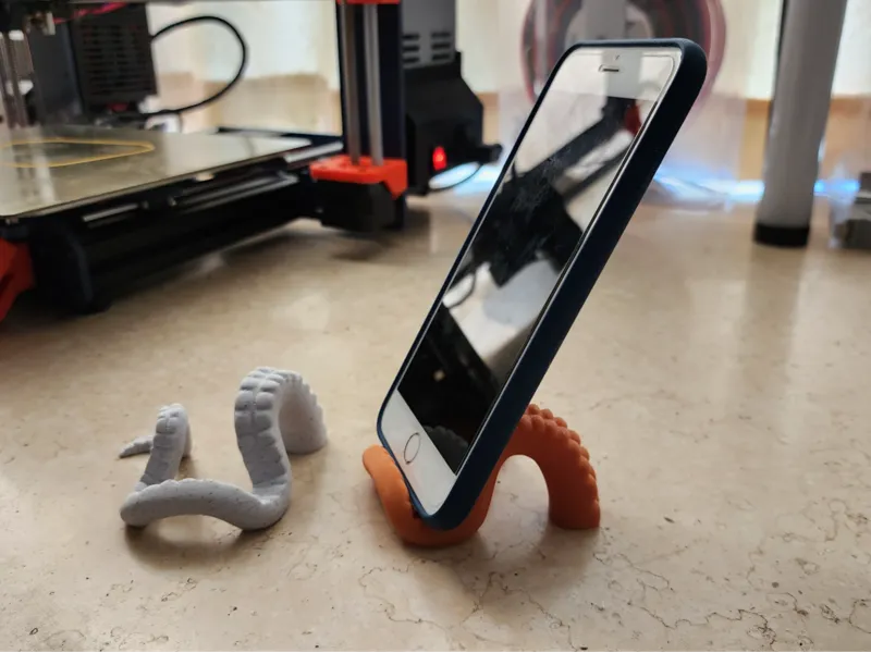 Mobile/Tablet Stand