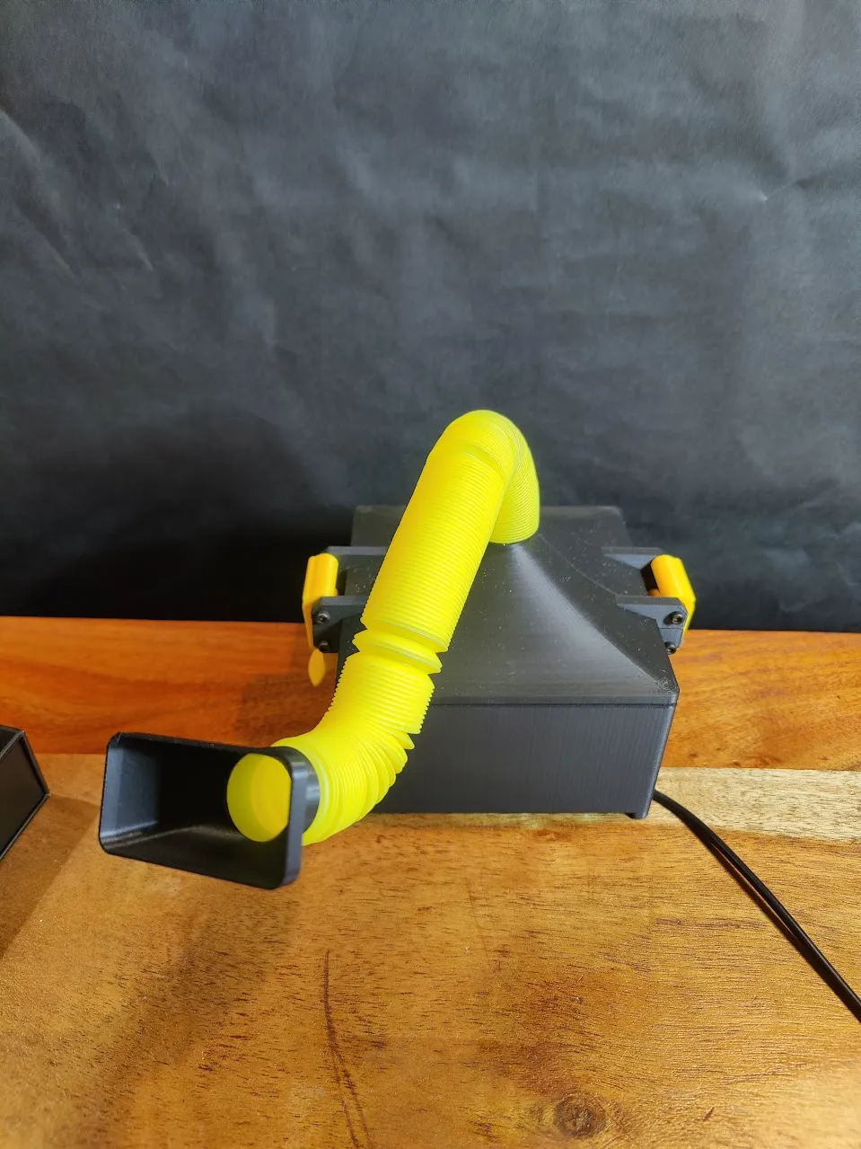 Carbon HEPA Filter Fume Extractor by ProjectsandMods MakerWorld