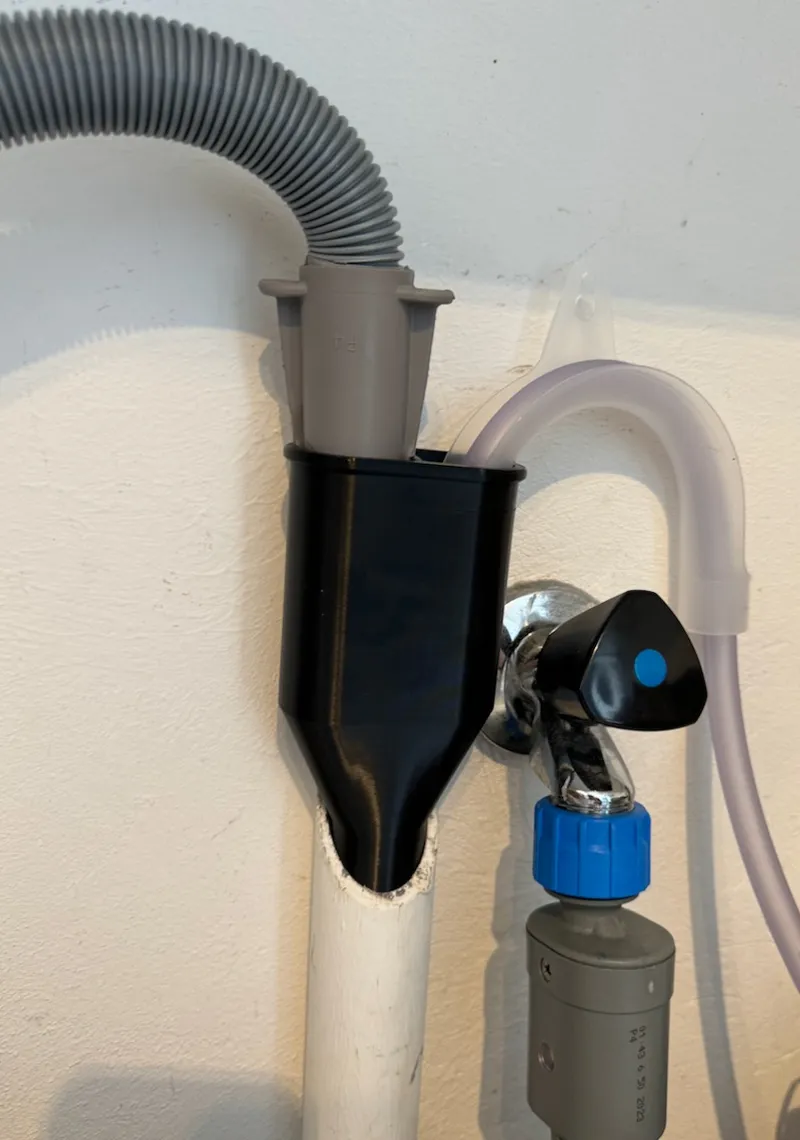 Drain Y splitter