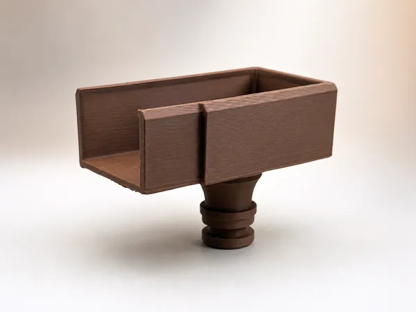 Raccord de gouttière pour serre de jardin