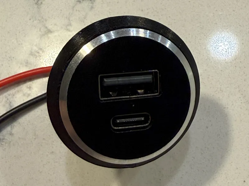 Vehicle 12V USB Outlet Aluminum USB-C Ring Adapter