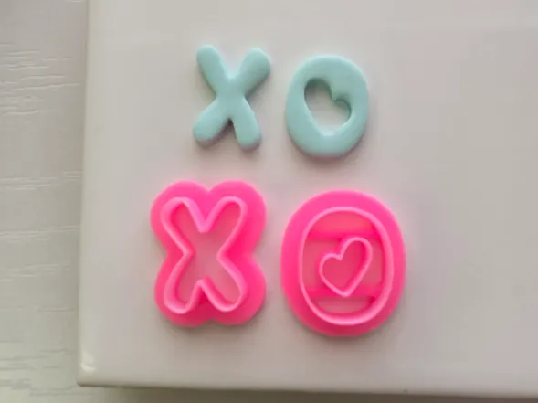X and O Clay Cutters