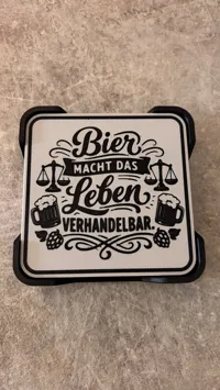0.2mm layer, 2 walls, 15% infill Bier macht das Leben...