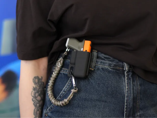 Glock Fidget Keychain – Quickdraw Holster