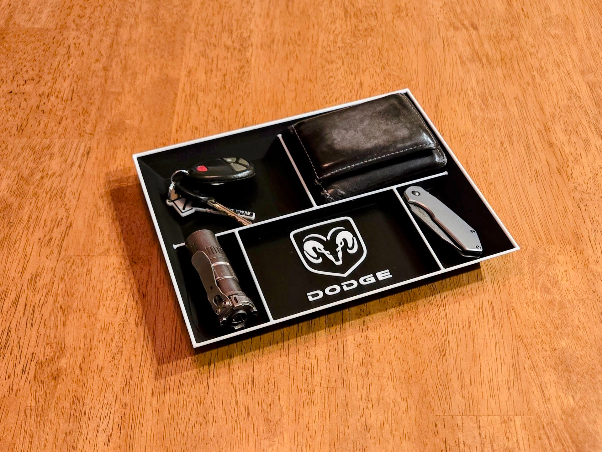DODGE - EDC Pocket Dump Tray
