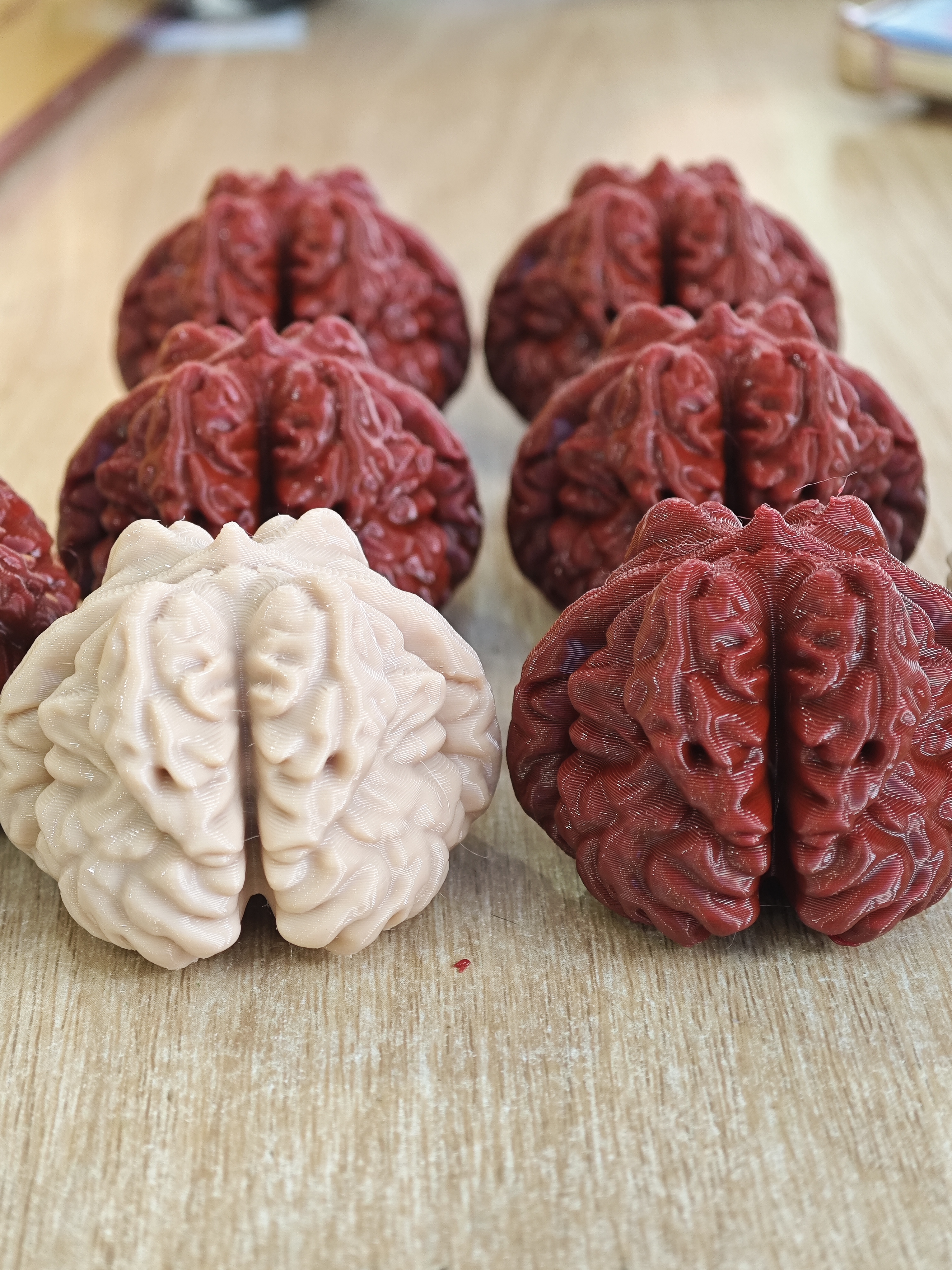 蛤蟆头文玩核桃(有眼、有腿、有叉腰、有开背、深纹理、桃心形完美核桃