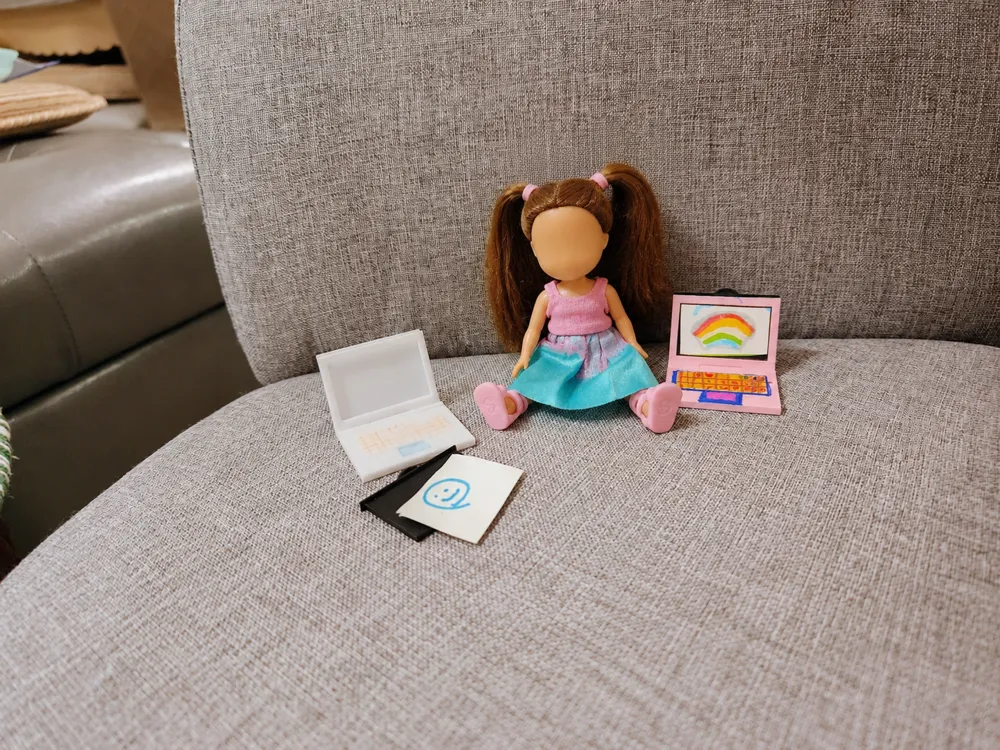 Small Doll Laptop - Opens/Closes/Removable Screen - Free 3D Print Model ...