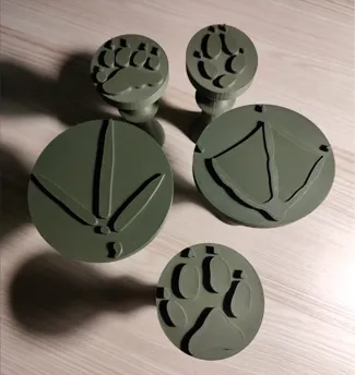 Animals tracks stamps (english version)