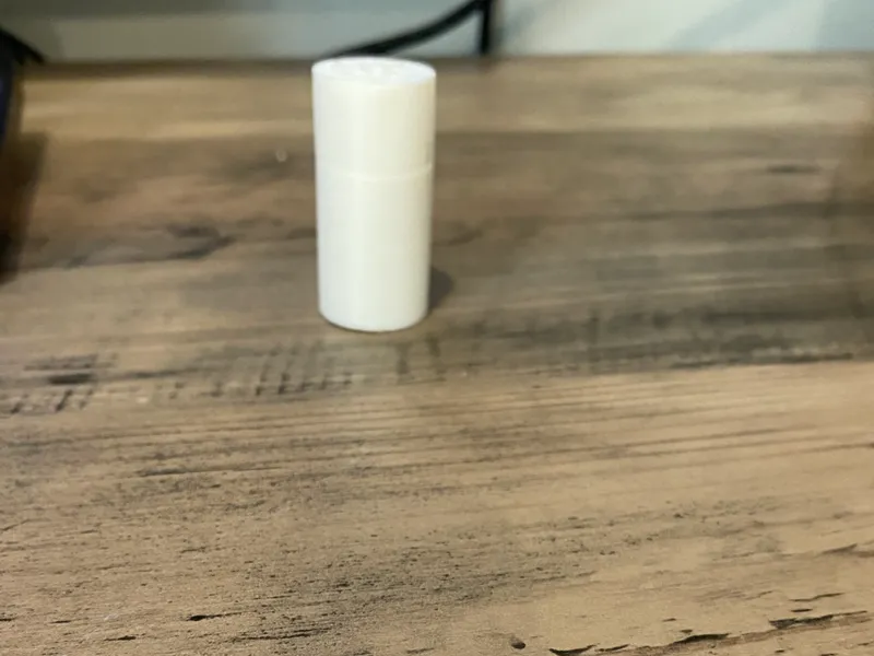 Threaded container 