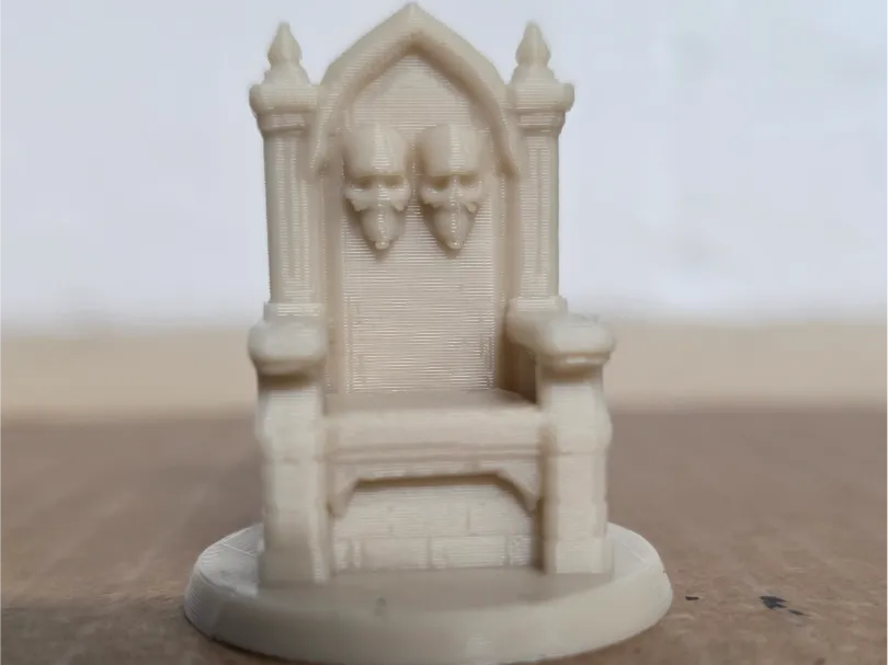 Spezielles Design, Königsthron-Ornament, dekorative Figur, Sammlerstück, Geschenk