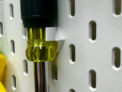 Klein Tools 11-in-1 Screwdriver Holder Skadis