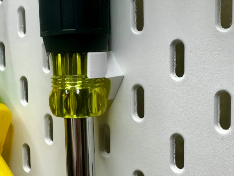 Klein Tools 11-in-1 Screwdriver Holder Skadis