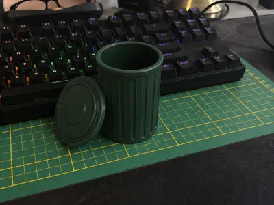 Trash Bin with Lid | Functional Desk Organizer