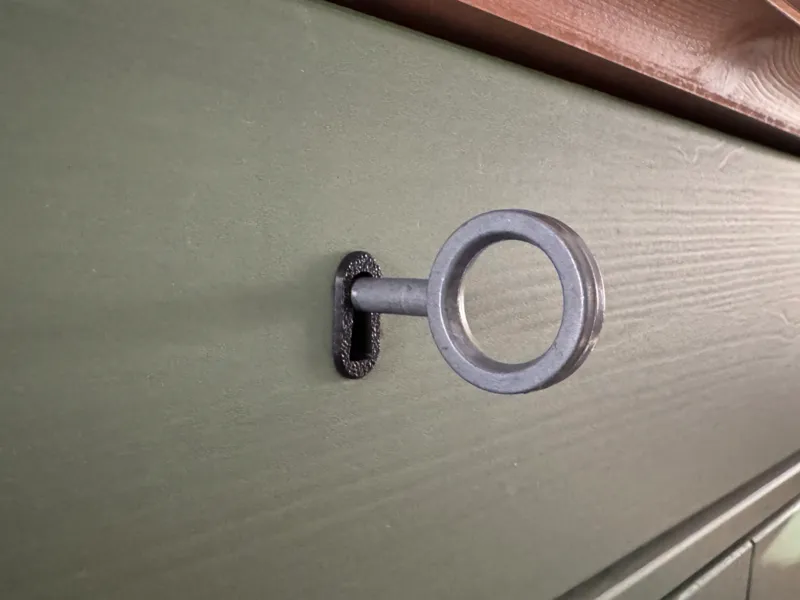 IKEA keyhole insert