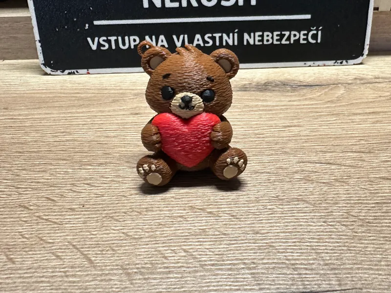 Cute Valentine Bear