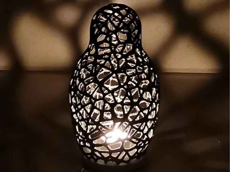 Matryoshka Voronoi style