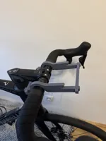 Support iPad pour vélo d'appartement — photo 6