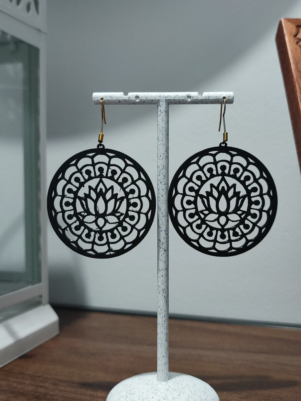 Aretes Círculo Floral Calado view 3
