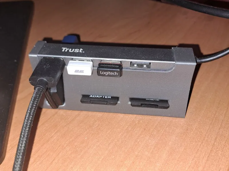 Trust Halyx Aluminium 4-Port Mini USB Hub