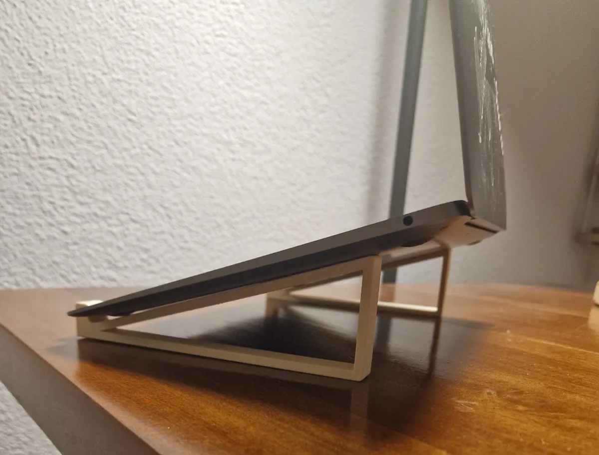 Support universel pour ordinateur portable