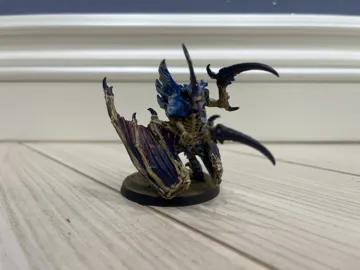 Modelo para impresión 3D: flying bug 40k — vista de referencia 3