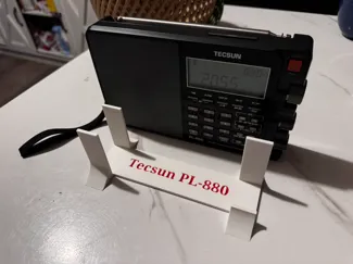 Tecsun PL-880 Upright stand