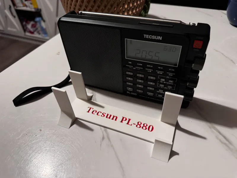 Tecsun PL-880 Upright stand