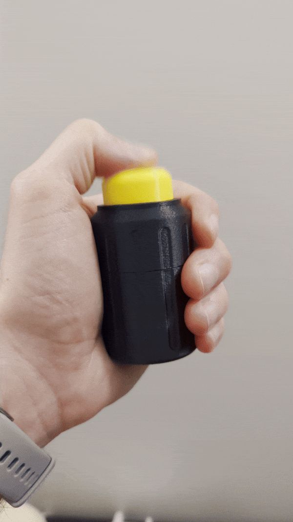 Big spinning fidget button