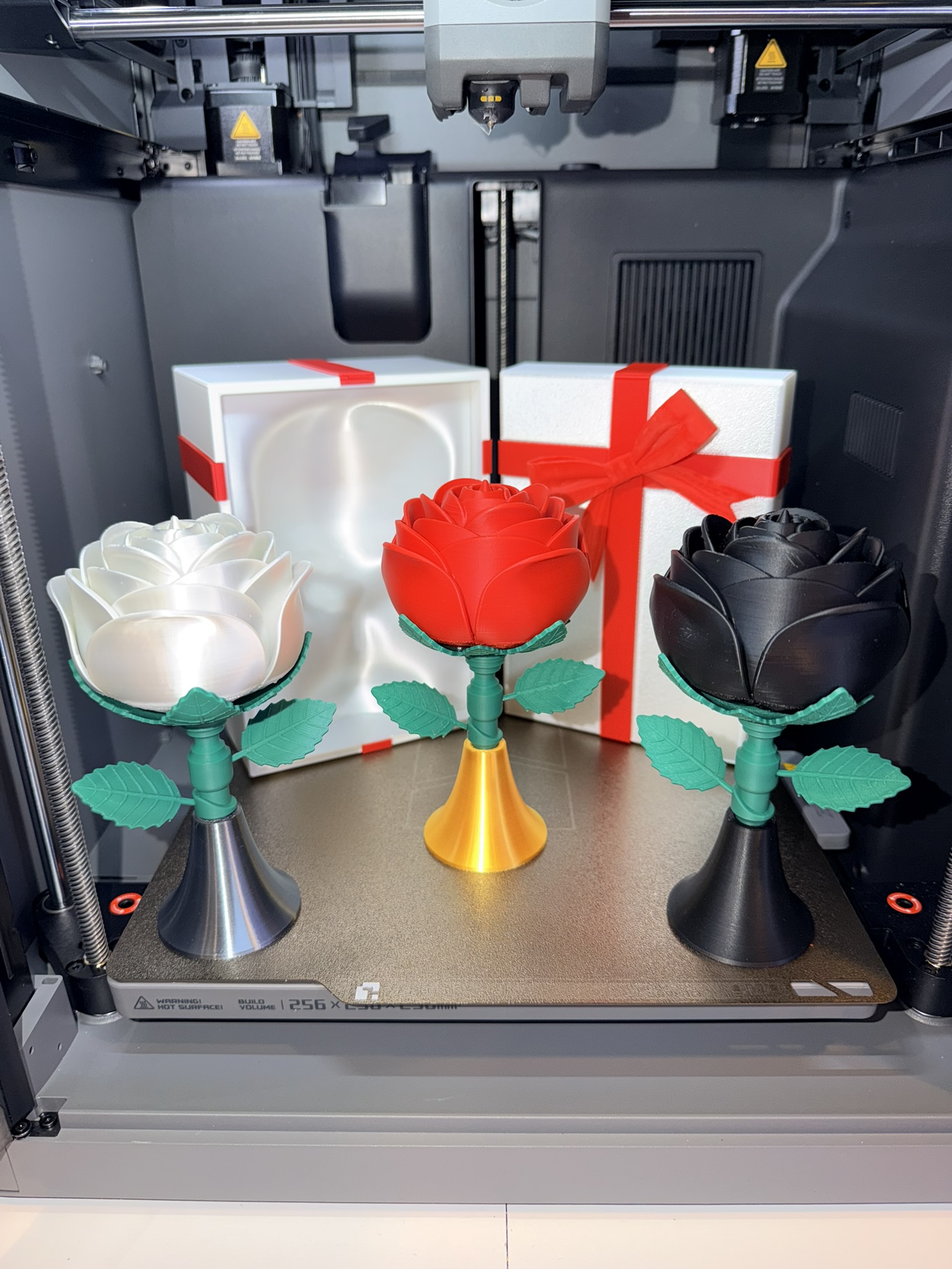 Miniatura 1 do modelo 3D Eternal Rose – Hidden Ring Box
