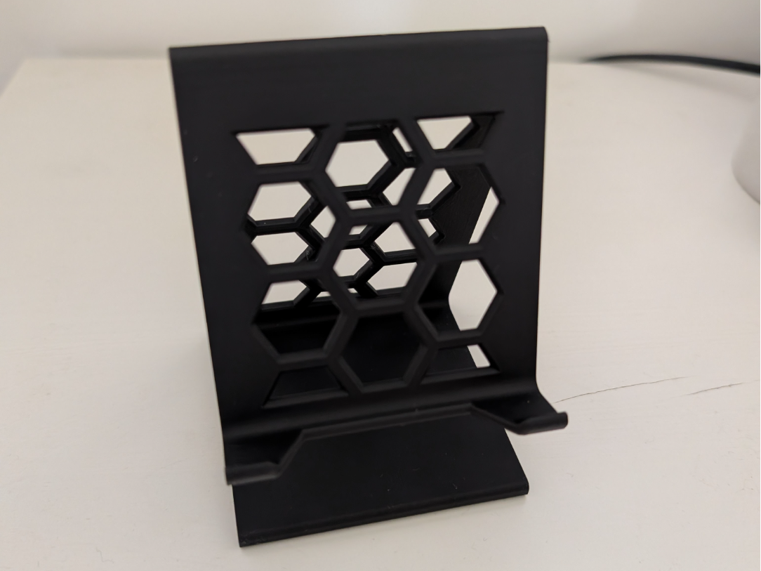 Phone Stand with Hexagonal / Honeycomb pattern